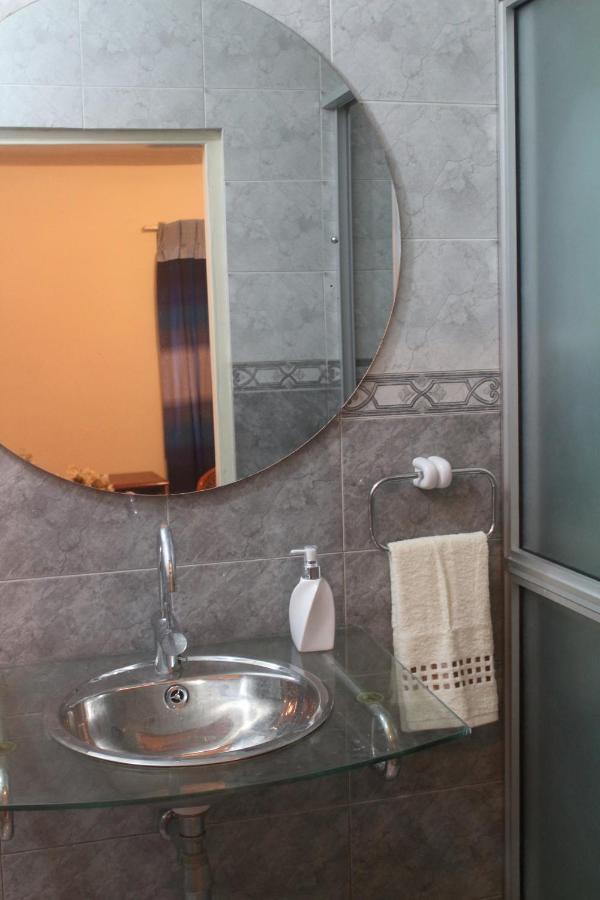 Airport Gateway Residence Negombo Bagian luar foto