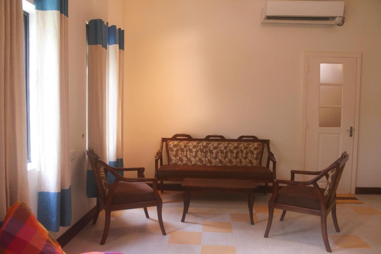 Airport Gateway Residence Negombo Bagian luar foto